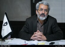 سلیمی نمین: سفرای ما پول می گیرند که از «جمهوری اسلامی» دفاع کنند اما این کار را نمی کنند