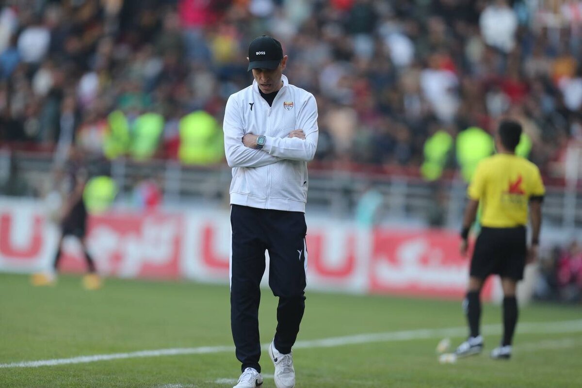 گل‌محمدی، مشتری همیشگی مازادهای پرسپولیس