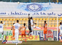 ادامه لیگ برتر فوتبال در کیش برگزار می شود؟
