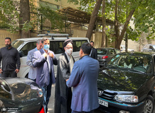 سیدمحمد خاتمی و حسین شریعتمداری در یک قاب/ محمد مهاجری: آقای شریعتمداری روزگذشته از مستمعین سخنان آقای خاتمی بود
