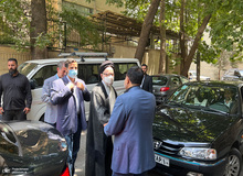 سیدمحمد خاتمی و حسین شریعتمداری در یک قاب/ محمد مهاجری: آقای شریعتمداری روزگذشته از مستمعین سخنان آقای خاتمی بود

