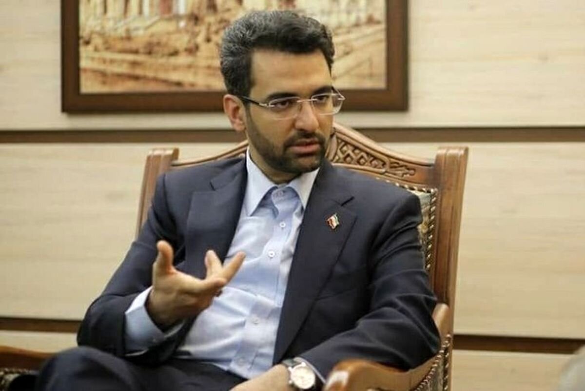 انتقاد تند وزیر جوان روحانی به دولت پزشکیان: پیرمردهای بی‌خاصیت دولت را ناکارآمد کردند