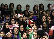 آزادی به روی بانوان باز شد/ فراهم شدن خرید بلیت اینترنتی لیگ جهانی والیبال برای خانم‌ها