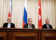 آغاز رایزنی‌های ظریف، چاووش اوغلو و لاوروف در آنتالیا