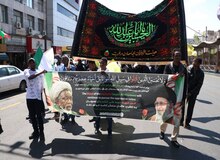 حضور دسته عزاداری اتباع ۱۸ کشور در مراسم اربعین رهبری