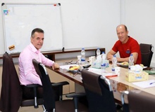 پروین خودش خواست از پرسپولیس جدا شود/ علیپور نمی‌تواند جدا شود و می‌ماند
