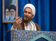 امام جمعه موقت تهران:  مومنان باید بر فضای مجازی مسلط شوند/ مردم باید در انتشار اخبار شبکه‌های معاند درنگ کنند