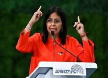 پولیتیکو: آمریکا از رئیس‌جمهور موقت ونزوئلا خواسته‌ زمینه برگزاری انتخابات آزاد را فراهم و از قدرت کناره‌گیری کند