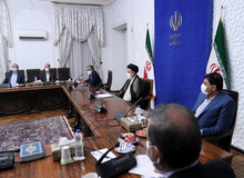 ارگان مطبوعاتی نزدیک به سپاه: در ۳ ماه آینده برای معیشت مردم کاری کنید تا در انتخابات شرکت کنند