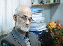 معین: احتمالا در پاییز موج ششم کرونا را خواهیم داشت/ این حق مردم نیست که روزانه چند صد نفر تلف شوند/ مردم وقتی در مدیریت کرونا مشارکت می کنند که به دولت اعتماد داشته باشند

