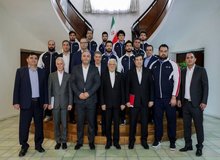 عارف قهرمانی تیم ملی وزنه‌برداری ایران را تبریک گفت