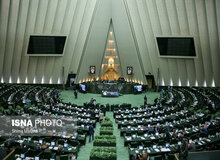  «آذری جهرمی» کارت زرد گرفت