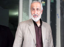الیاس نادران: می خواهند با ما مانند لیبی و سوریه رفتار کنند/  تا موشکی و هسته‌ای داریم و با اسرائیل تعارض داریم، نمی‌توانیم با آمریکا به توافق برسیم.+فیلم 