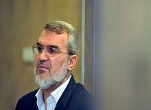رویانیان: احمدی‌نژاد استقلالی بود / من به استقلال پول و اسپانسر دادم! 
