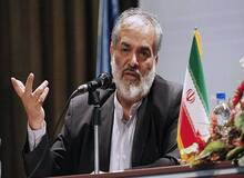 فعال سیاسی نزدیک به دولت: برخی در خیابان‌ها مینی ژوپ می‌پوشند؛ ناف شان هم پیداست