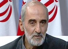 توصیه حسین شریعتمداری به حشدالشعبی عراق:سفارت امریکا و عربستان را اشغال کنید