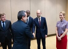 کیهان: کوتاهی دولتمردان ما در عبرت گرفتن از مذاکره با اروپا، هزینه تحمیل شده به ایران را هر بار بیشتر می‌کند/ مسئولان بدانند ترس برادر مرگ است