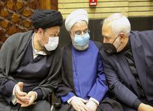 ارگان مطبوعاتی دولت: جریان رسانه ای روحانی، ظریف و سیدحسن خمینی عاملان جهش نرخ ارز هستند 