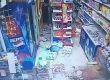 فیلم حمله اراذل و اوباش به یک سوپر مارکت در خیابان زمزم‌ تهران +فیلم 