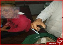 تنبیه با فرو بردن مداد در سر دانش آموز! +عکس (۱۸+)