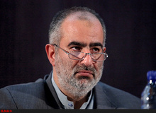 دیالوگ نویسی حسام الدین آشنا درباره ریاست همتی بر بانک مرکزی؛ اگر حس شود دنبال ریاست جمهوری هستند در کاسه ایشان می‌گذارند! + تصویر