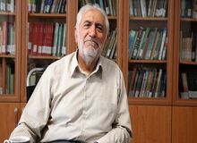 واکنش غرضی به توصیه کدخدایی: ما کار خودمان را می‌کنیم، کدخدایی هم کار خودش / باز هم ثبت نام می‌کنم شاید خدا فرجی برساند
