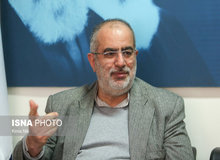 حسام الدین آشنا:‌ ای کاش انقلابیون تا عصر صبر می‌کردند