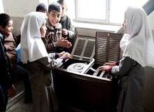 امسال جان ٣٧۵ هزار دانش‌آموز در خطر است