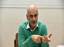 فرشاد مومنی: می‌خواهند ارز جهانگیری را با 100 پله بی آبرویی بیشتر به عنوان ارز مخبر جا بیندازند