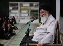 شهید حاج قاسم سلیمانی زنده است؛ ما نتوانستیم با او پرواز کنیم