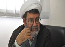 اغلب روحانیون با موتور قراضه زن و بچه خود را این طرف آن طرف می برند / حقوق یک روحانی حداکثر ۶۰۰ هزار تومان است