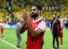 کنعانی‌زادگان: شایعه‌ها درست نیست؛ یک سال دیگر قرارداد دارم