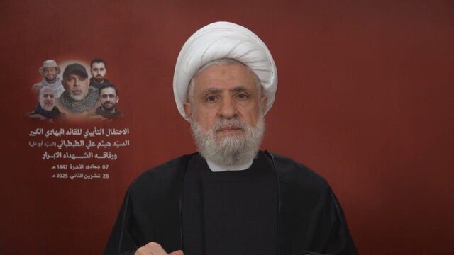 شیخ نعیم قاسم: آمریکا بداند آسمان به زمین بیاید مقاومت از خود دفاع می‌کند