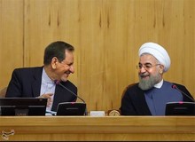 اکنون که دکتر روحانی از میان همه بداخلاقی‌ها و بی‌انصافی‌ها عبور کرده است کناره گیری می کنم/  موظف و مکلف به خدمت در راه اصلاحات و اعتدال هستم