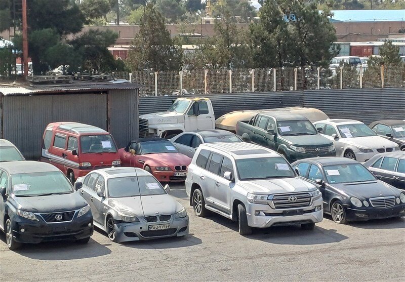 تعیین نرخ مالیات بر خودروهای لوکس در بودجه سال بعد/ قیمت مبنای خودروی لوکس چند تومان است؟