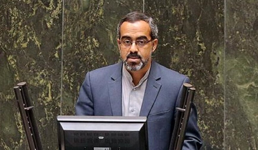 ایزدخواه: دولت کاسه چه کنم دست گرفته‌ است/ مجلس با رد کلیات لایحه بودجه نشان خواهد داد جمهوریت نظام حل‌المسائل همیشگی کشور است