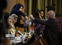 چه کسانی به آخوندی رای دادند
