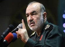 سردار سلامی: جنگ ما ادامه دارد/ دو نفر از ما را شهید کردند اما ٧نفر از آن‌ها کشته شد