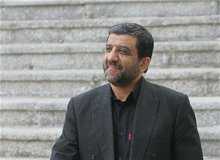 ضرغامی: کسی در کاخ سفید نیست به ترامپ بگوید نادان!
