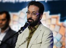 فرزاد جمشیدی: آقا و خانم مجری از گفتن " ما سگ بارگاه شماییم" روی آنتن خودداری کنید