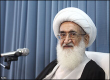 پیام انتخاباتی مهم آیت‌الله نوری‌همدانی به اصولگرایان؛ از خود گذشتگی کنید!