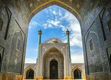 یک کارشناس میراث فرهنگی: گنبد مسجد جامع عباسی باید از نو احیاء شود/ داربست‌ها در مسجد جامع عباسی کاملاً اشتباه اجرا شده‌اند/ بزرگ‌ترین تهدید، خروج مسجد جامع عباسی از  از فهرست میراث جهانی یونسکو است 
