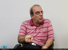 عباس عبدی: اگر ۲سال قبل روحانی استعفاء می کرد، سیل واکسن زودتر راه می افتاد و این همه تلفات هم نمی دادیم!