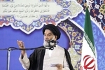 امام جمعه اهواز: دشمن دست از پا خطا کند، همه زیرساخت‌های اسرائیل، عربستان، امارات، کویت و بحرین را با خاک یکسان خواهیم کرد