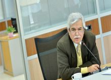 محمود جامساز اقتصاددان: خط فقر یک خانواده ۴ نفره ۹ میلیون تومان است؛ کدام کارگر امروز ۹ میلیون حقوق دریافت می‌کند؟