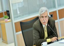 محمود جامساز اقتصاددان: خط فقر یک خانواده ۴ نفره ۹ میلیون تومان است؛ کدام کارگر امروز ۹ میلیون حقوق دریافت می‌کند؟
