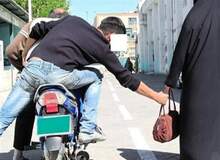 قرایی مقدم: وقتی بخشی از جامعه گرسنه شده و درآمدی ندارد چه راهی جز دزدی برایش باقی می ماند؟/ تا دیروز احمدی‌نژاد پول مملکت را به ونزوئلا می‌داد حالا به حزب‌الله لبنان می دهند/ افزایش۴۰ درصدی بودجه نهادهای مذهبی چه سودی برای مردم دارد!