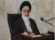 نباید به بهانه تربیت، فرزند آوری را کاهش داد/ اگر ازدواج کنید و فقیر باشید خدا رزق شما را می‌دهد