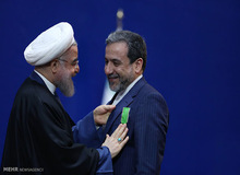حسین شریعتمداری حمایت کرد؛ عراقچی در تیم مذاکره کننده ماندنی شد
