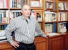 صادق زیباکلام: نمی‌خواهم دستگیر شوم